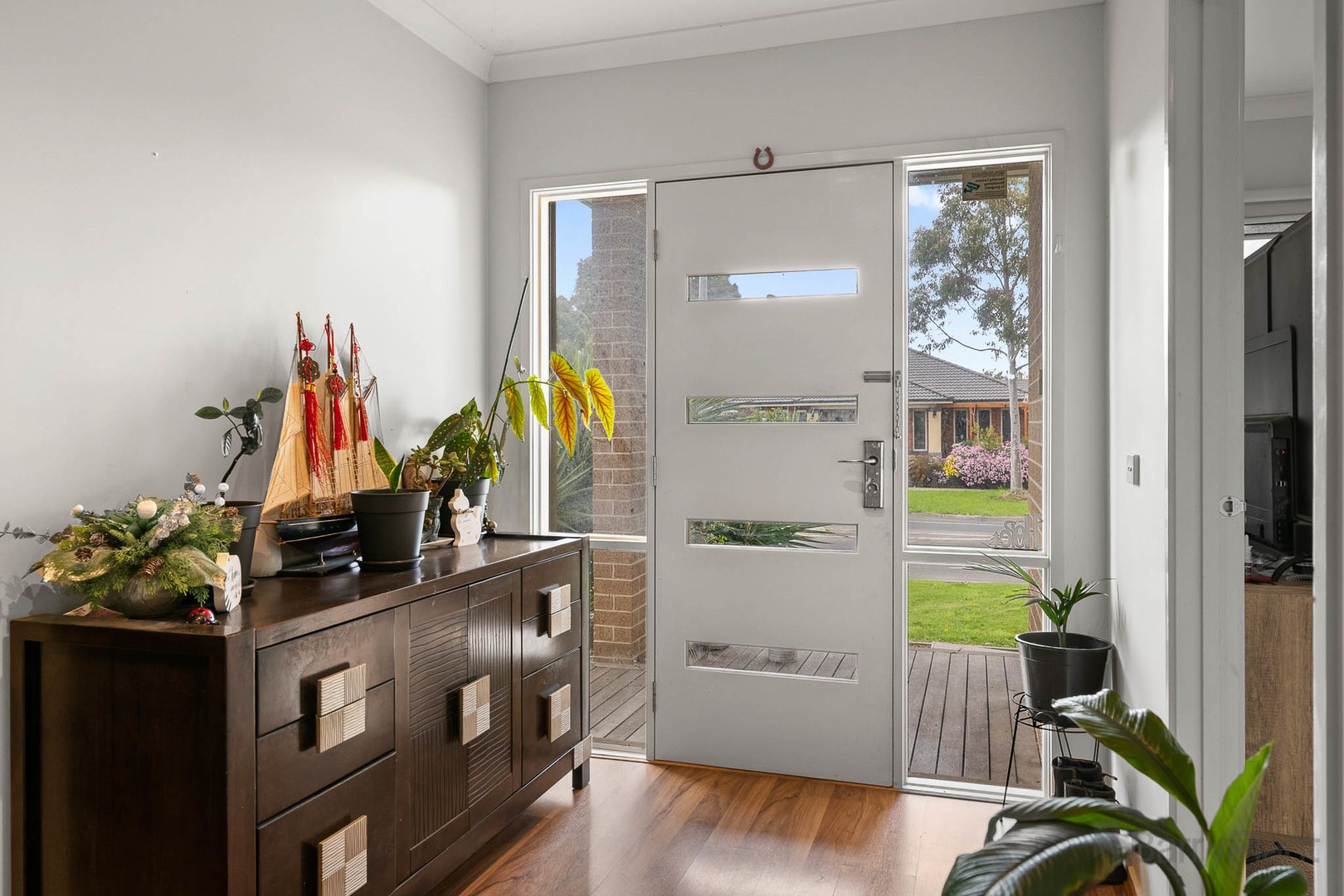 95 Heather Grove, Clyde North, VIC 3978, Clyde North - Thumbnail 2