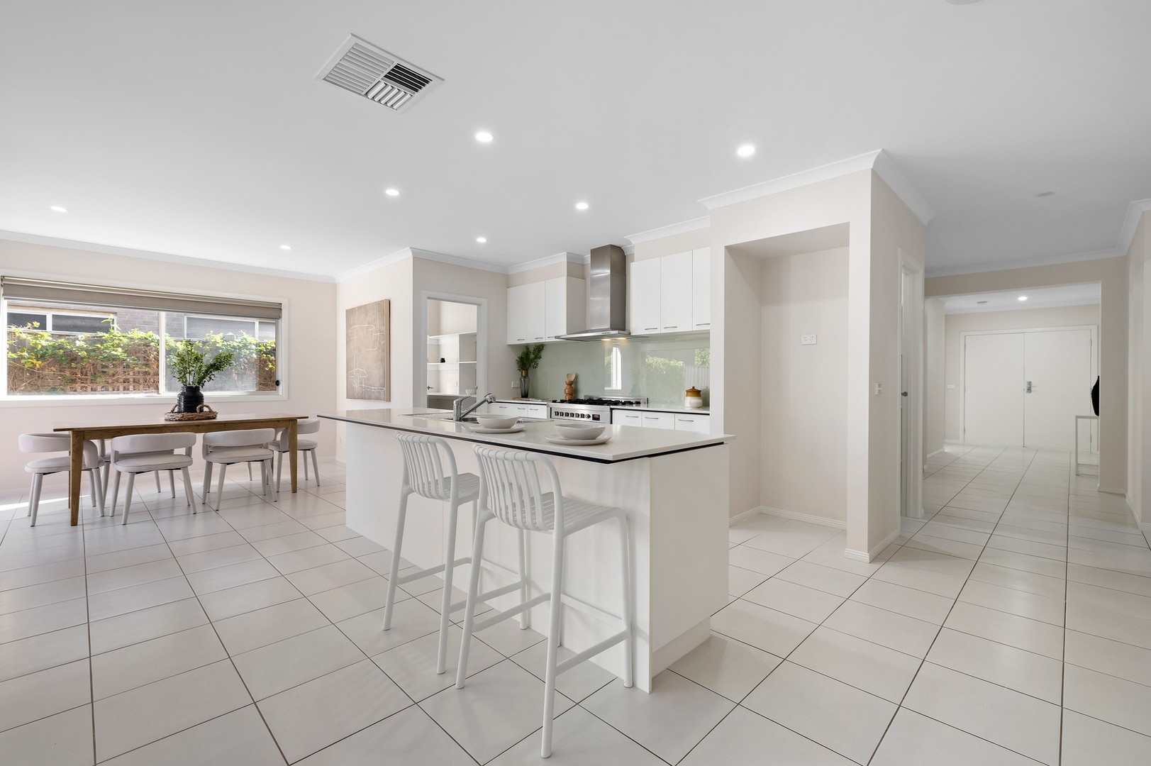 95 Malibu Boulevard, Point Cook, VIC 3030, Point Cook - Thumbnail 2