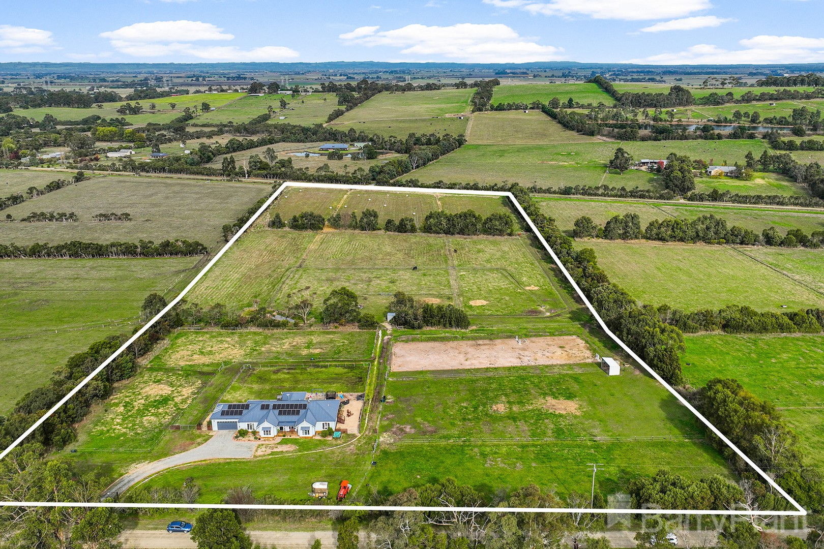 18 Mountain Drive, MOOROOLBARK, Mooroolbark - Thumbnail 3
