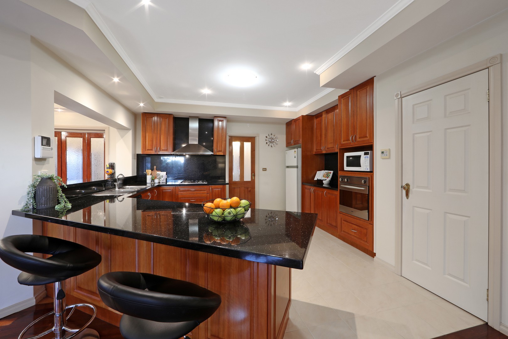 95 Oaktree Rise, Lysterfield, VIC 3156, Lysterfield - Thumbnail 5