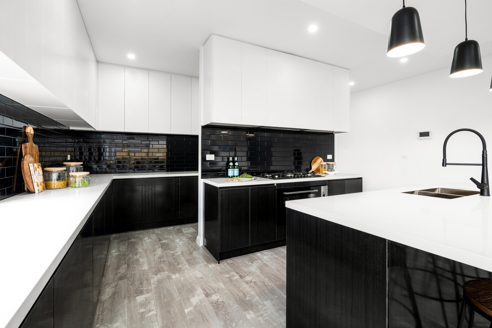 170 Bilsen Road, Wavell Heights QLD 4012, Wavell Heights - Thumbnail 2