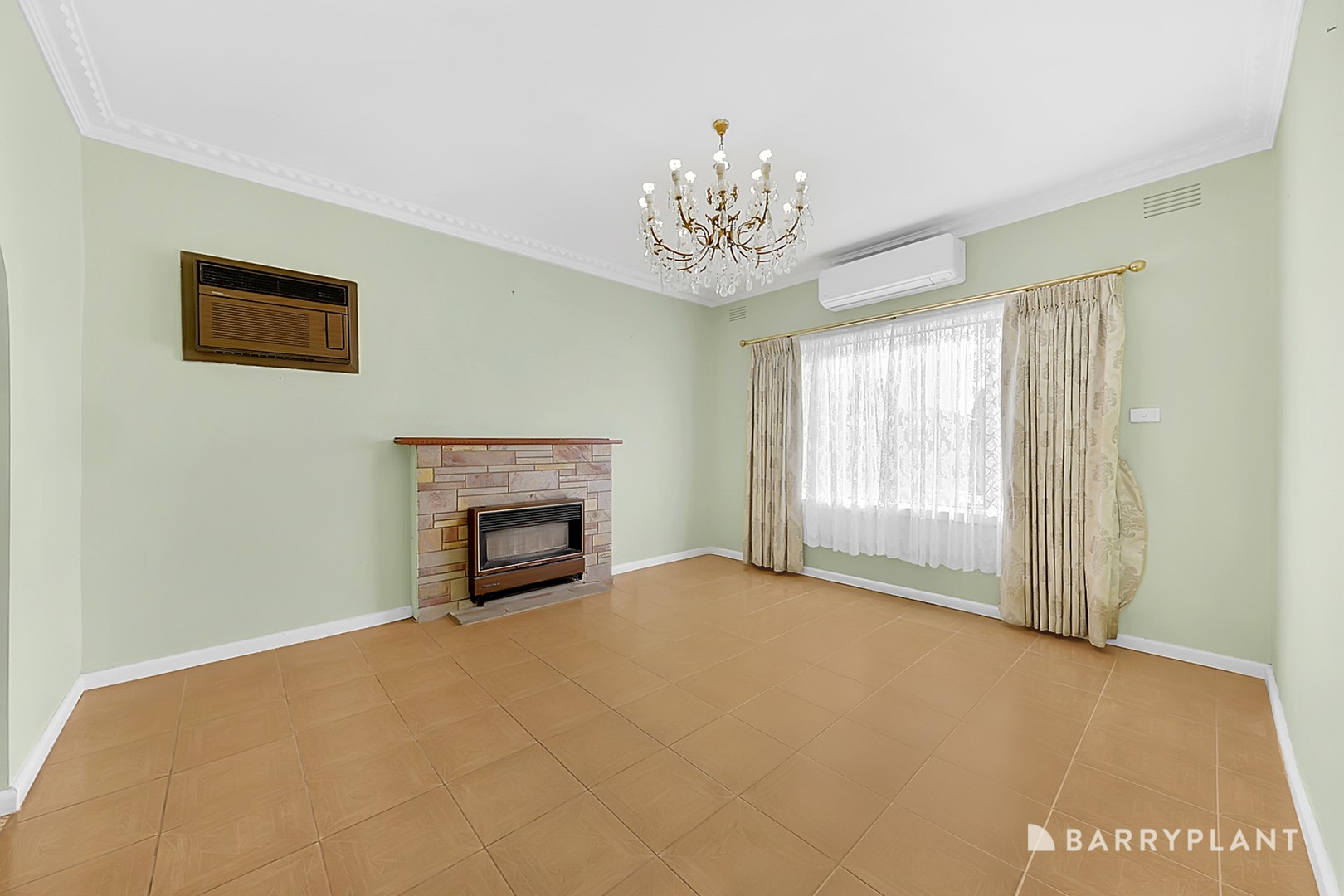 95 St Vigeons Road, Reservoir, VIC 3073, Reservoir - Thumbnail 4