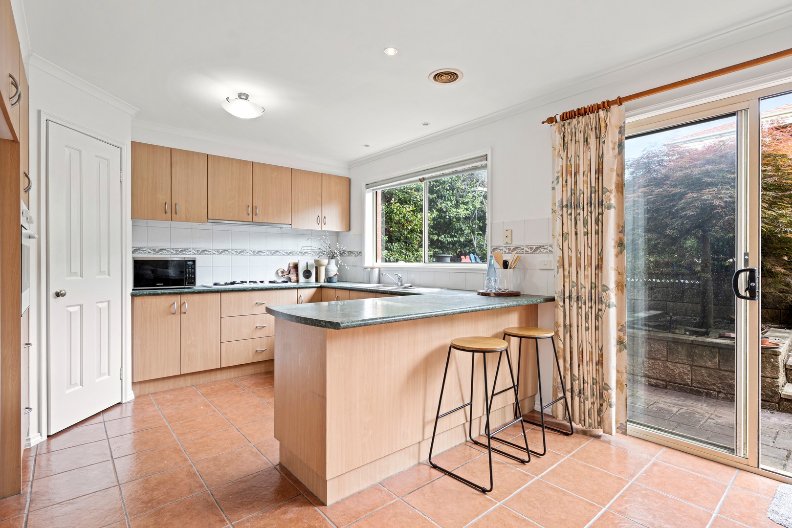 95 Woodlands Avenue, Pascoe Vale South, VIC 3044, Pascoe Vale South - Thumbnail 5