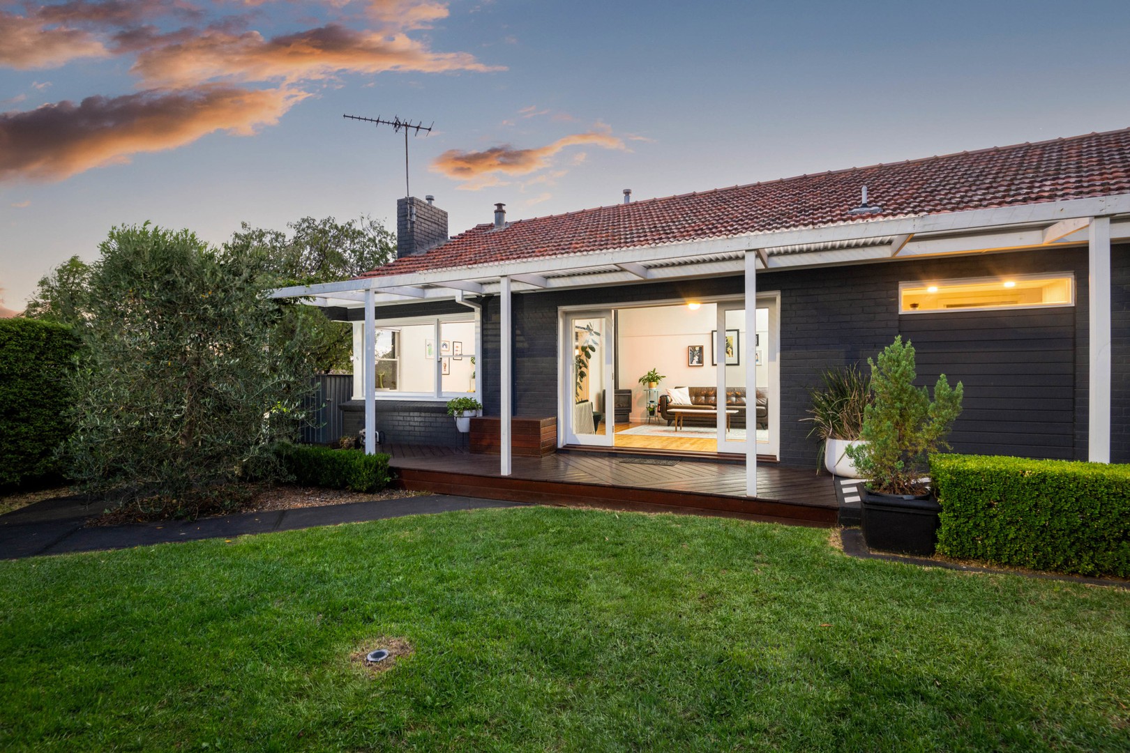 96 Ballarat Road, Hamlyn Heights, VIC 3215