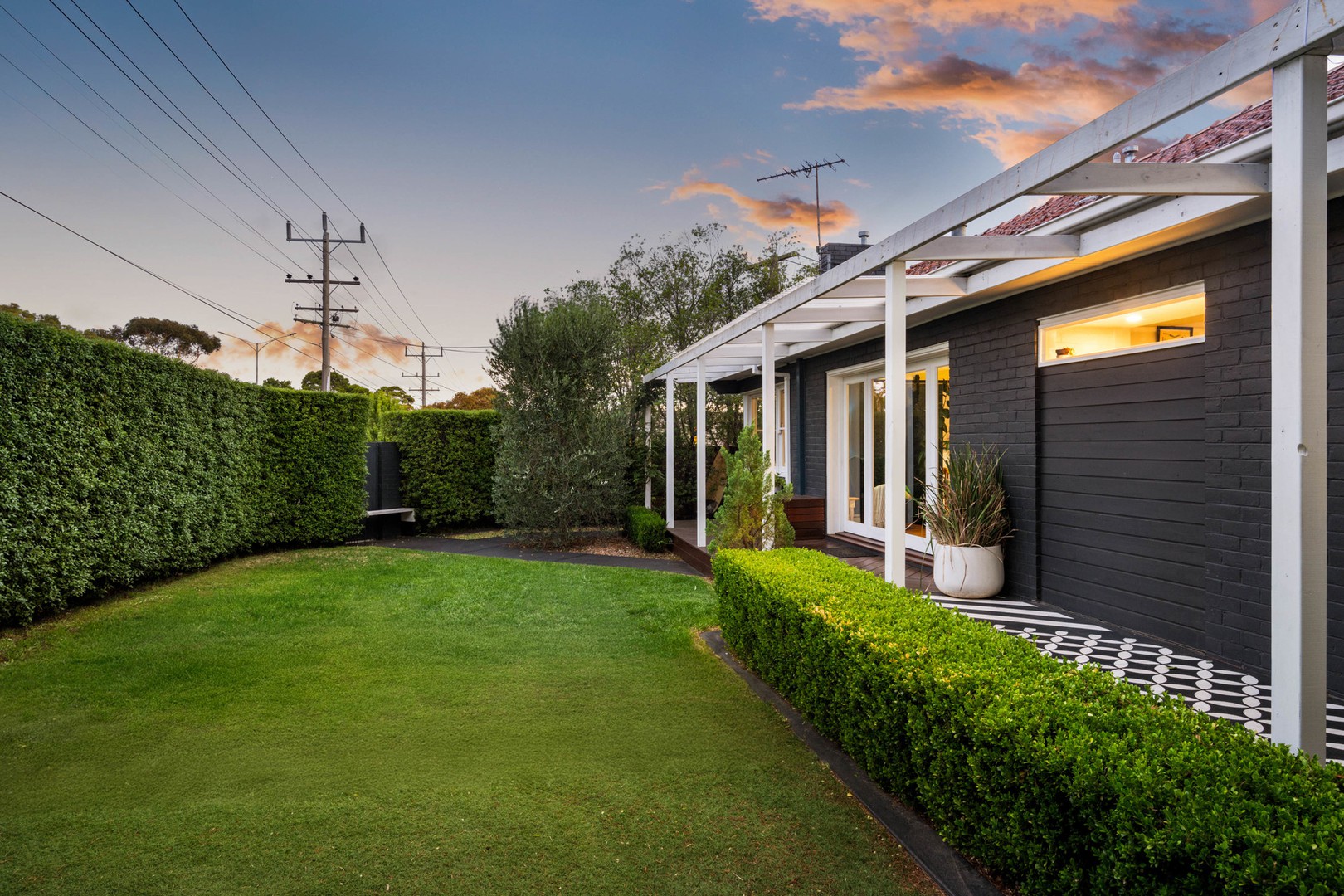 96 Ballarat Road, Hamlyn Heights, VIC 3215, Hamlyn Heights - Thumbnail 3