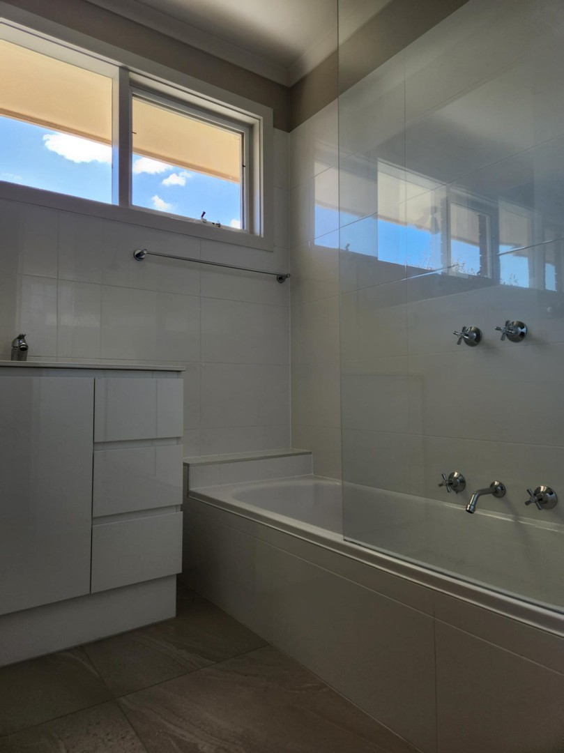 96 Barries Road, Melton, VIC 3337, Melton - Thumbnail 5