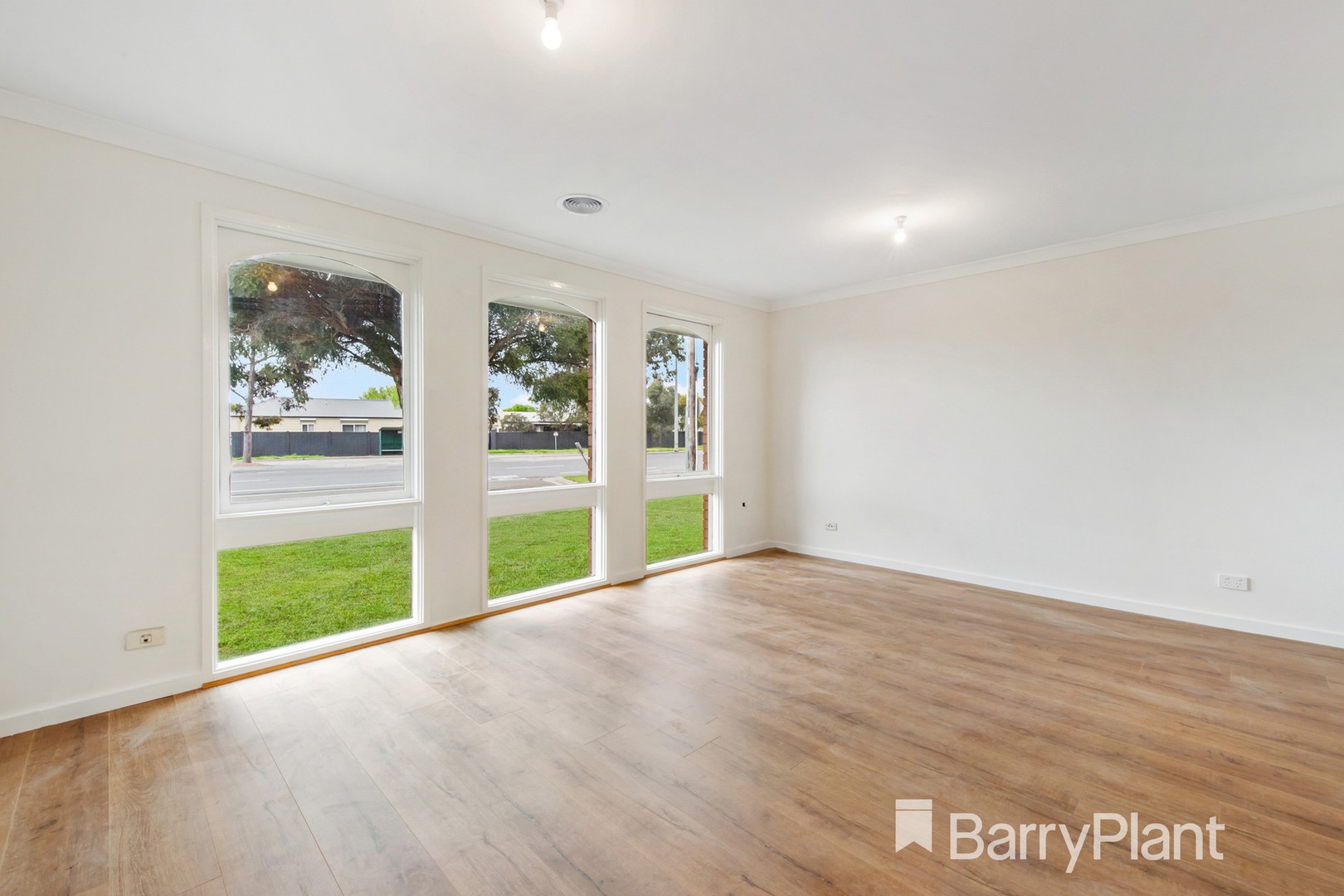 96 Coburns Road, Melton South, VIC 3338, Melton South - Thumbnail 8