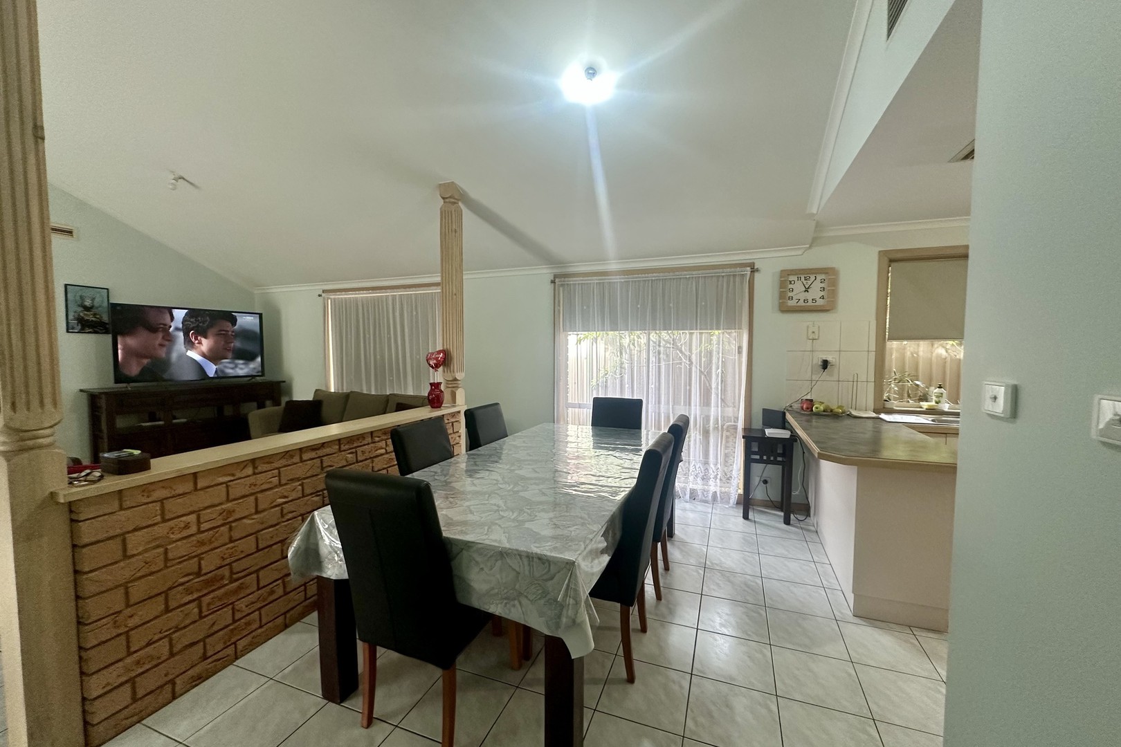 96 Parmelia Drive, Taylors Lakes, VIC 3038, Taylors Lakes - Thumbnail 3
