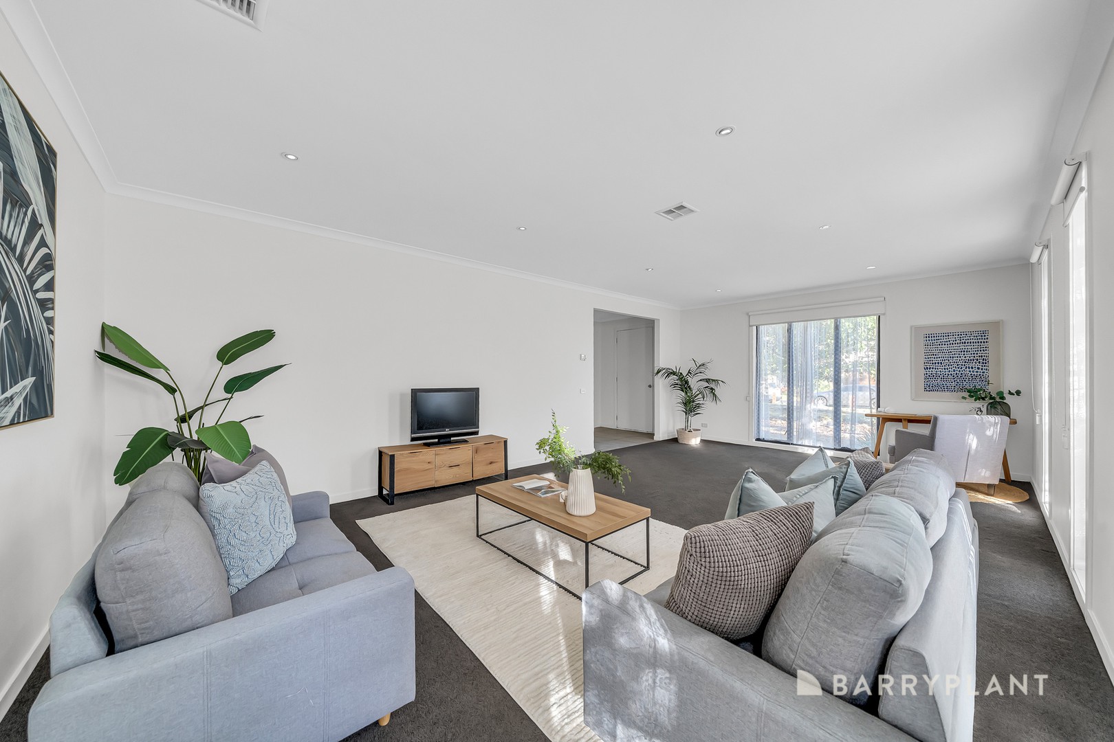 96 Signature Boulevard, Sanctuary Lakes, VIC 3030, Point Cook - Thumbnail 4