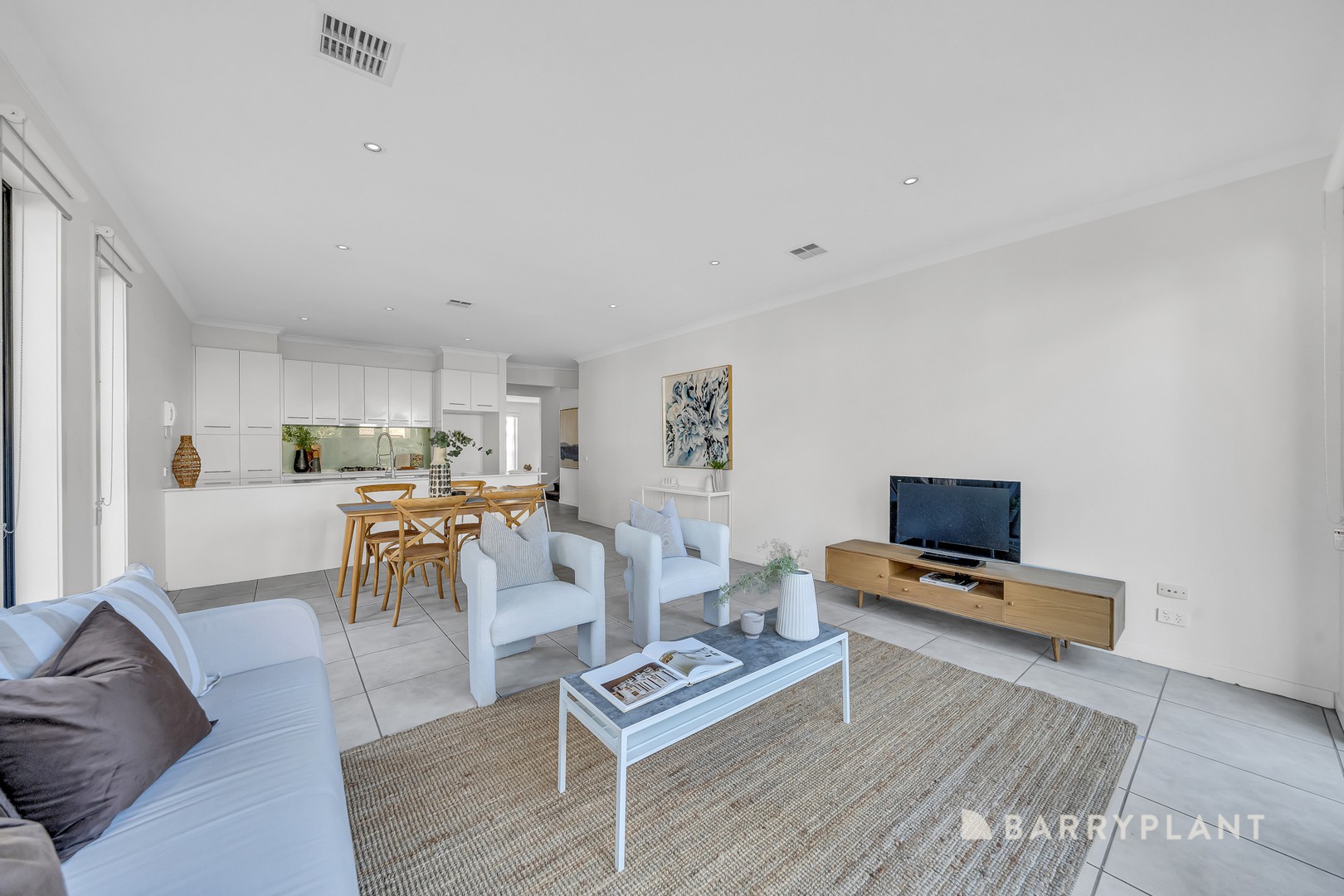 96 Signature Boulevard, Sanctuary Lakes, VIC 3030, Point Cook - Thumbnail 8