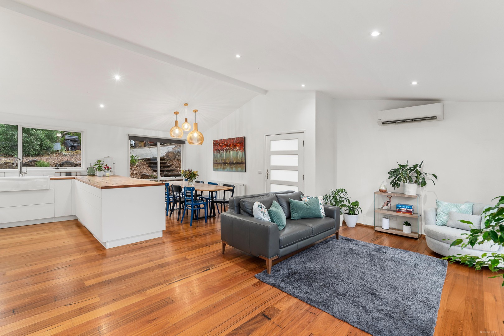 97-99 Meander Road, Hurstbridge, VIC 3099, Hurstbridge - Thumbnail 3
