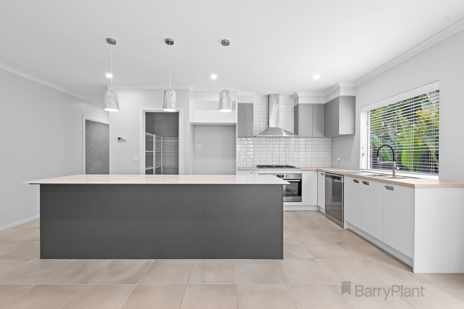 97 Adriatic Circuit, Clyde, VIC 3978, Clyde - Thumbnail 2