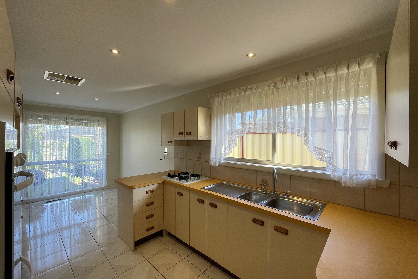 97 Bickley Avenue, Thomastown, VIC 3074, Thomastown - Thumbnail 2