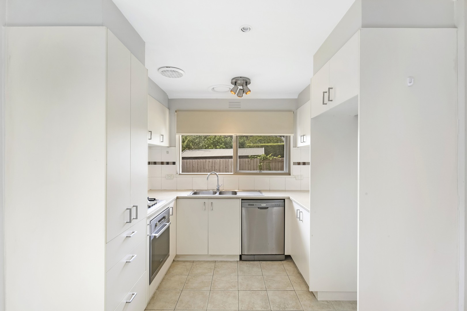 97 Cameron Parade, Bundoora, VIC 3083, Bundoora - Thumbnail 5
