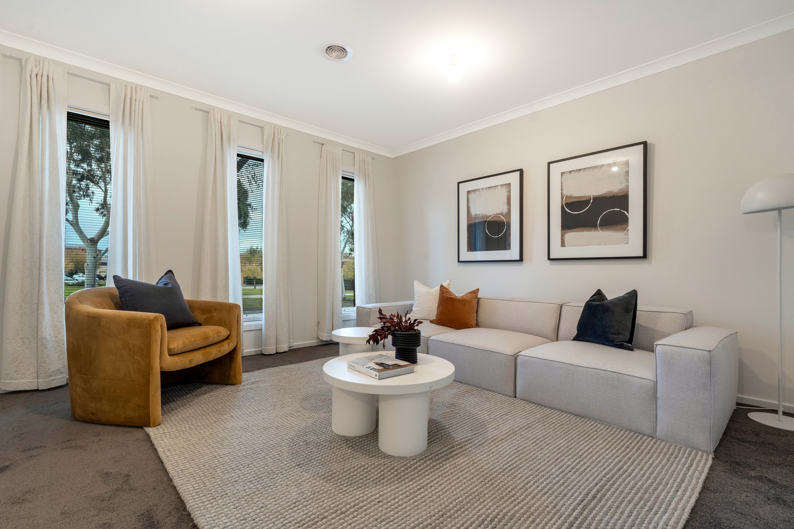 97 Cradle Mountain Drive, Craigieburn, VIC 3064, Craigieburn - Thumbnail 4