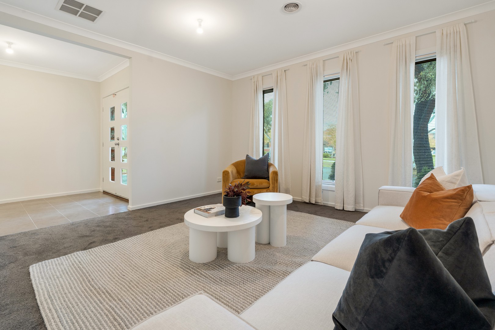 97 Cradle Mountain Drive, Craigieburn, VIC 3064, Craigieburn - Thumbnail 5