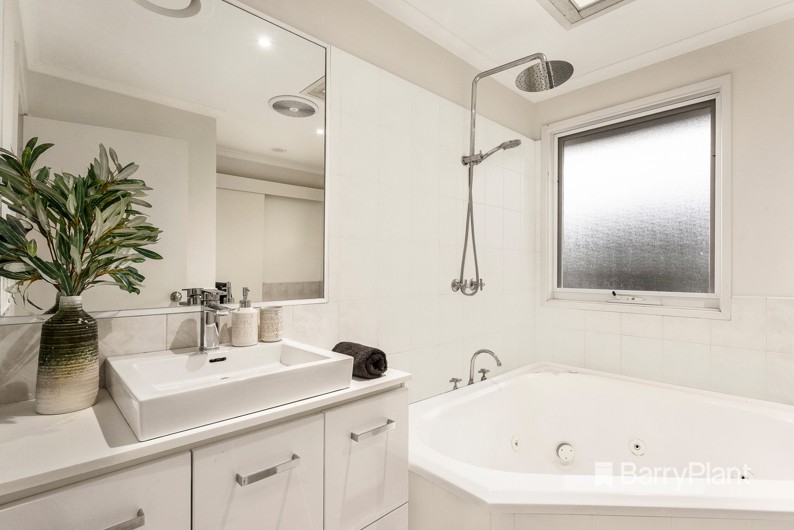 97 Howard Road, Dingley Village, VIC 3172, Dingley Village - Thumbnail 7