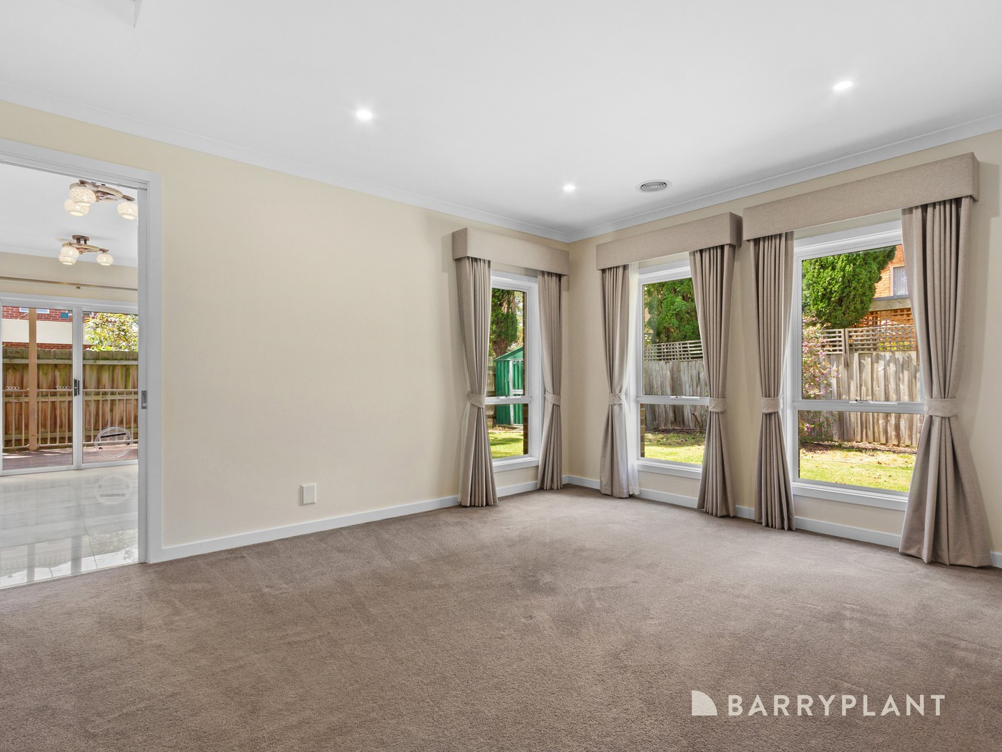 97 Jenola Parade, Wantirna South, VIC 3152 - Thumbnail 2 - 08/11/2024