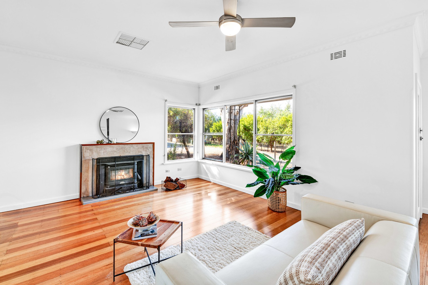 97 Lowan Avenue, Red Cliffs, VIC 3496, Red Cliffs - Thumbnail 2