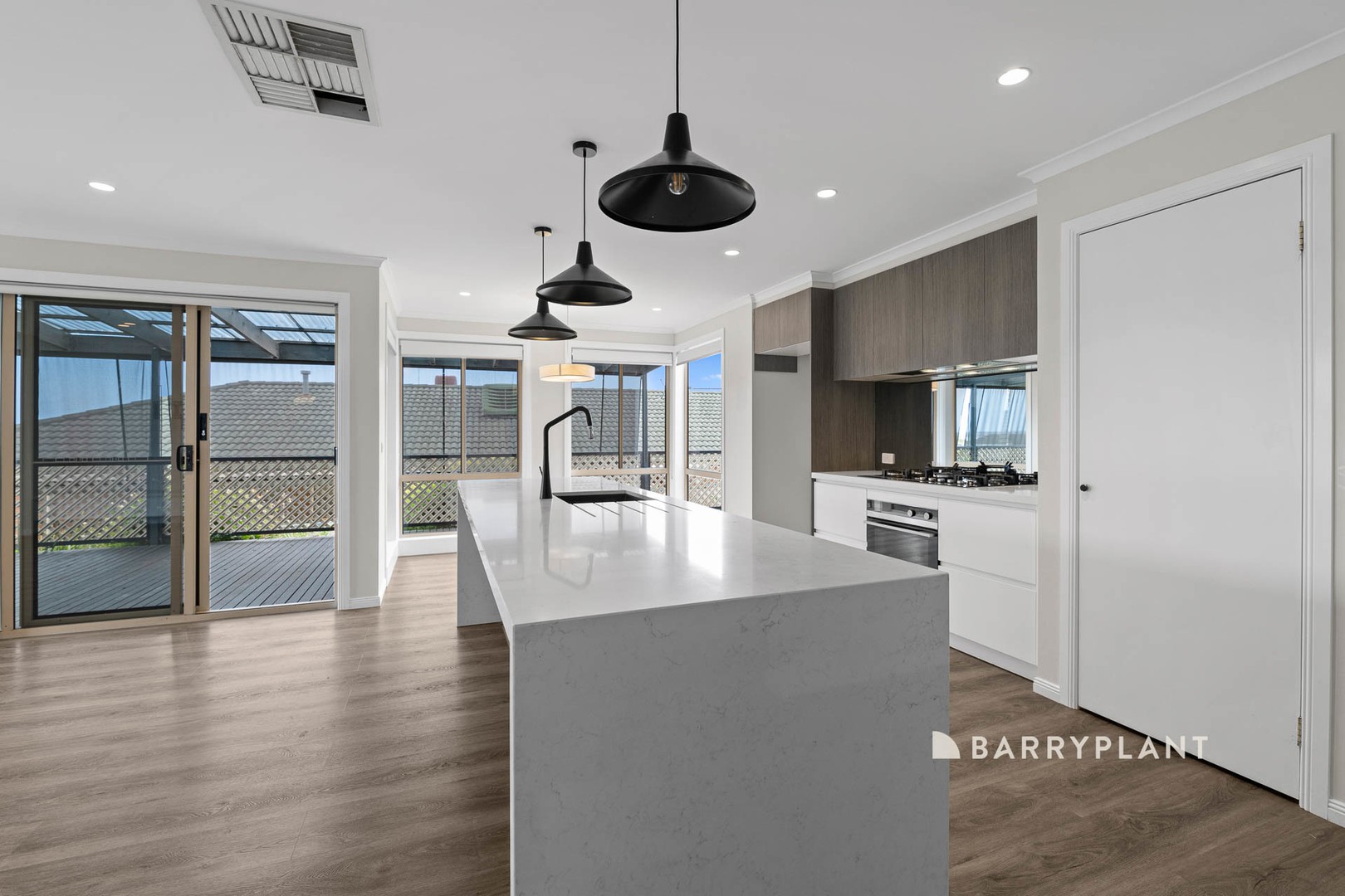 97 Montbrae Circuit, Narre Warren North, VIC 3804, Narre Warren North - Thumbnail 7