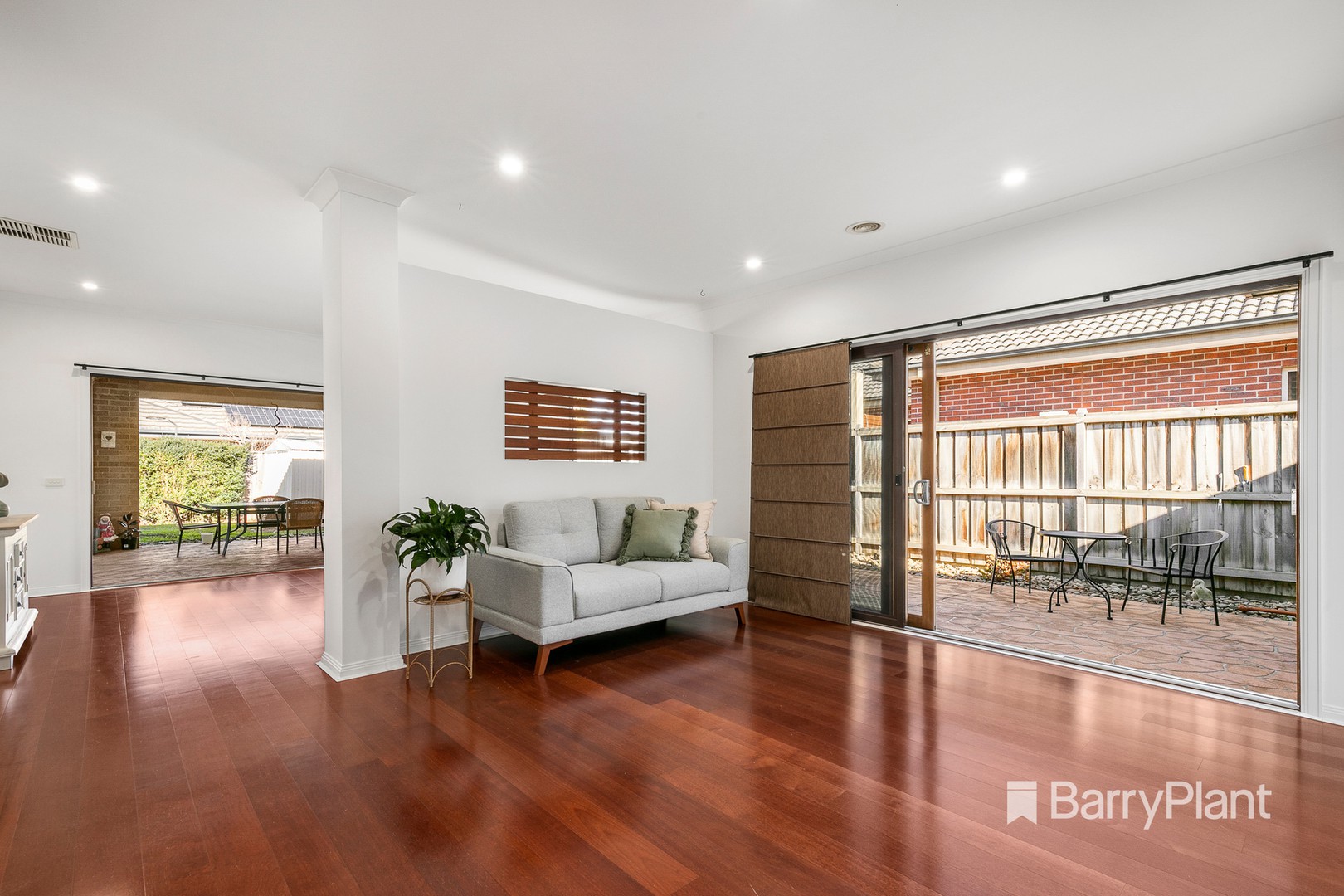 97 Overland Drive, Doreen, VIC 3754, Doreen - Thumbnail 3