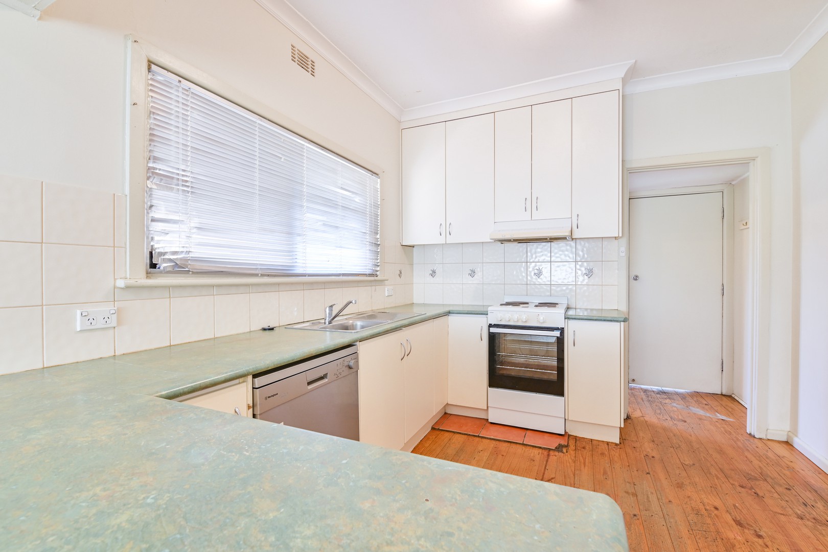 97 Pasadena Grove, Mildura, VIC 3500, Mildura - Thumbnail 4