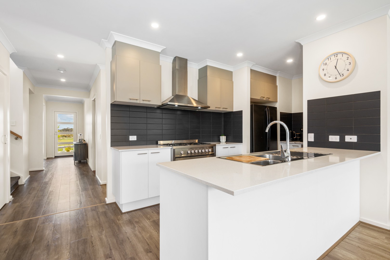 98-102 Holst Street, Armstrong Creek, VIC 3217, Armstrong Creek - Thumbnail 6