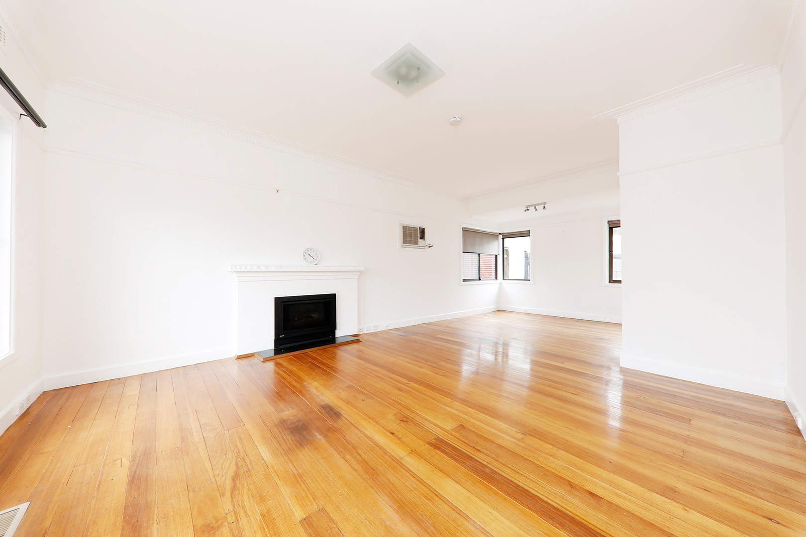 98 Bedford Road, Heathmont, VIC 3135, Heathmont - Thumbnail 3