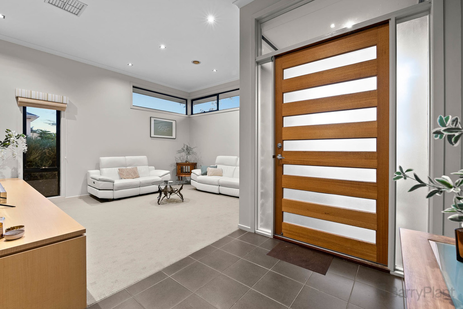 98 Bridgewater Boulevard, Berwick, VIC 3806, Berwick - Thumbnail 2