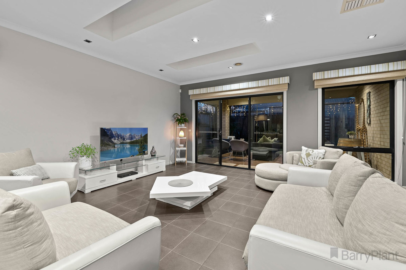 98 Bridgewater Boulevard, Berwick, VIC 3806, Berwick - Thumbnail 6