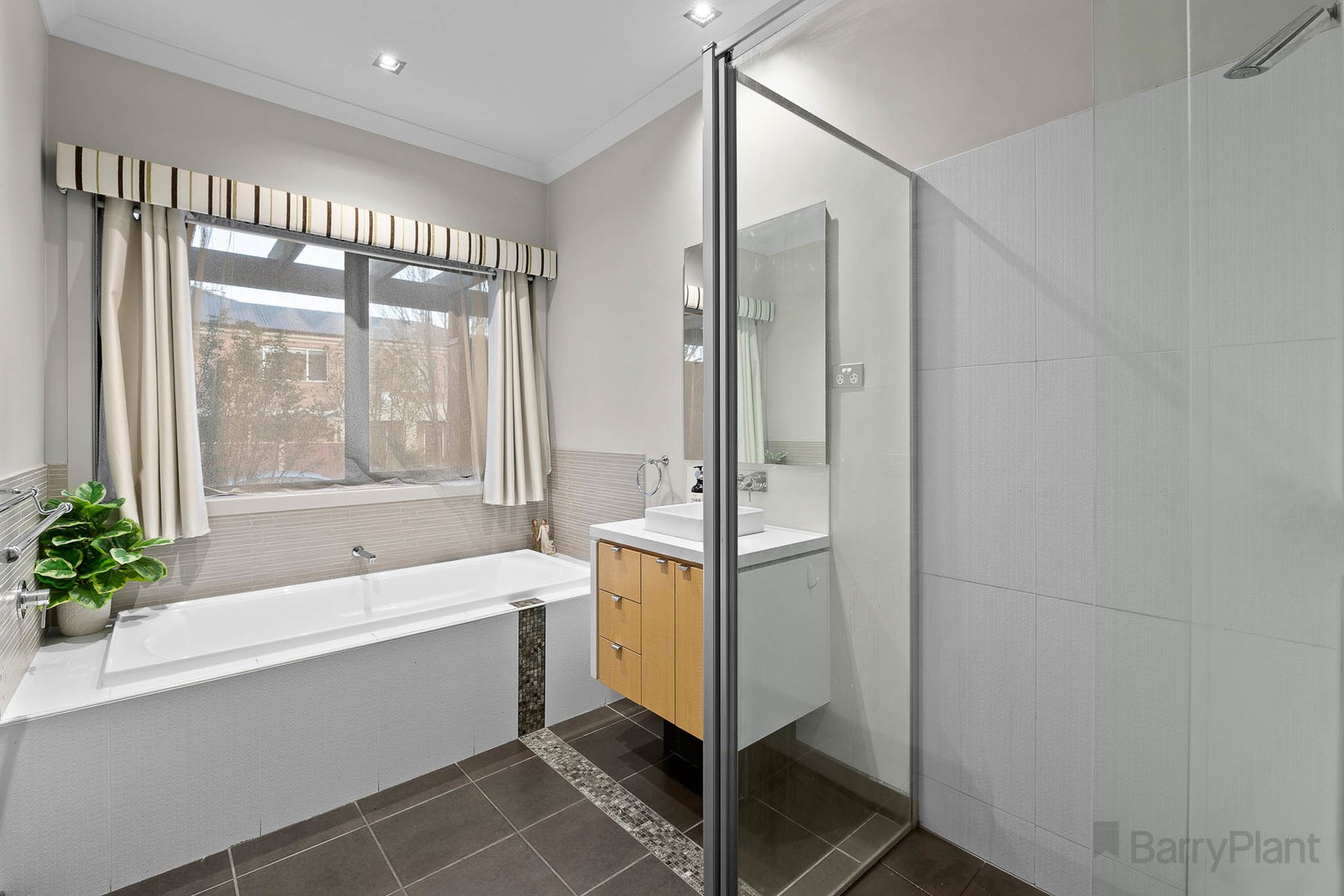 98 Bridgewater Boulevard, Berwick, VIC 3806, Berwick - Thumbnail 7
