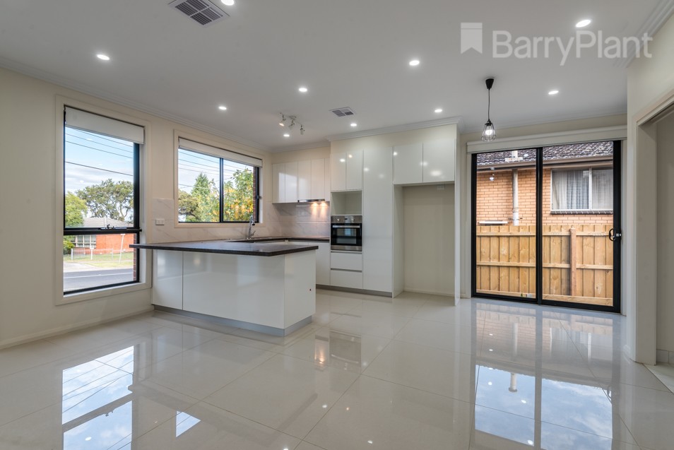 98 Heyington Crescent, Noble Park North, VIC 3174, Noble Park North - Thumbnail 2