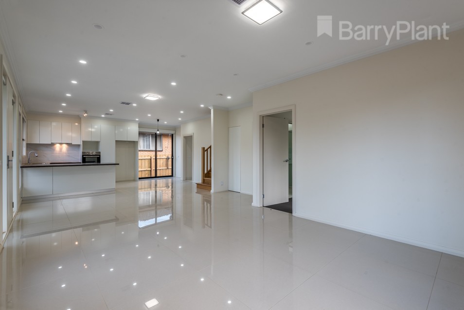 98 Heyington Crescent, Noble Park North, VIC 3174, Noble Park North - Thumbnail 3