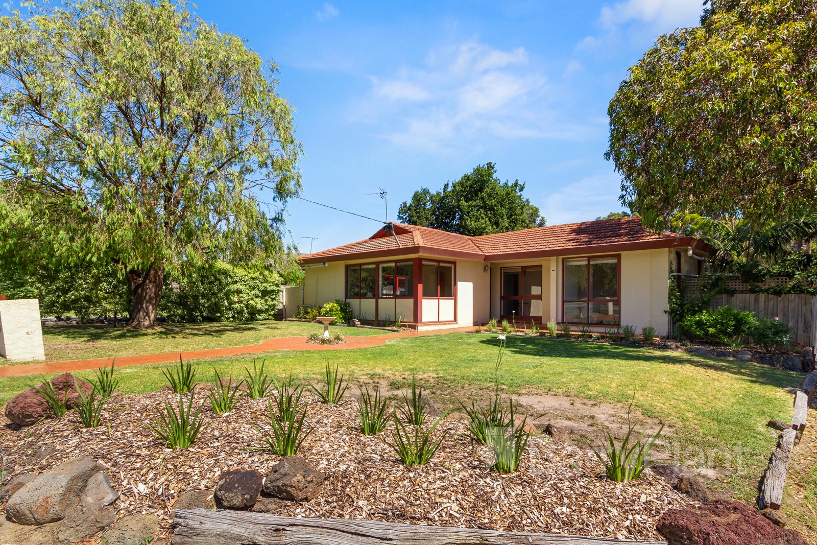 98 Kanooka Road, Boronia, VIC 3155, Boronia - Thumbnail 2