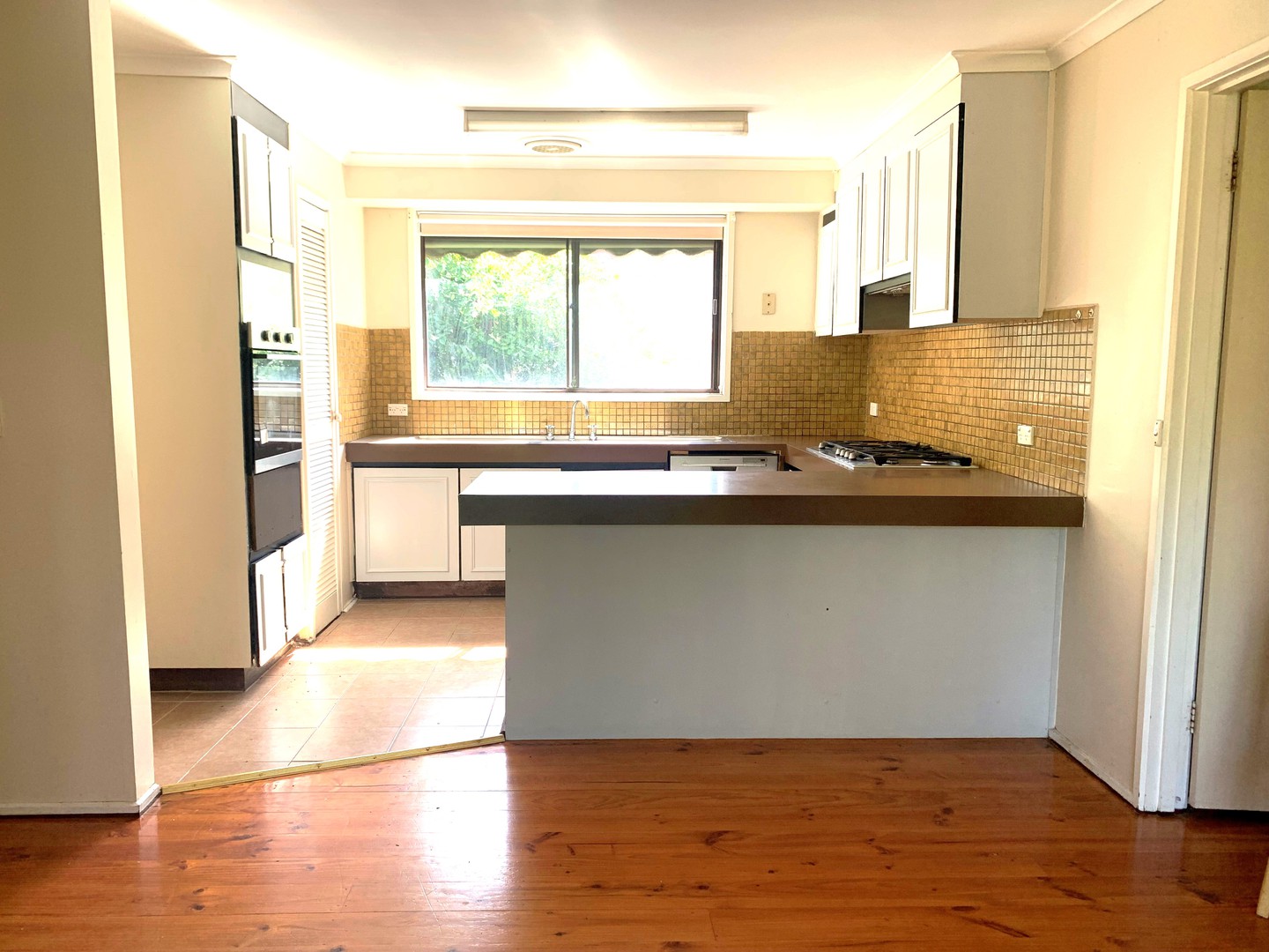 98 King Street, Doncaster East, VIC 3109, Doncaster East - Thumbnail 5