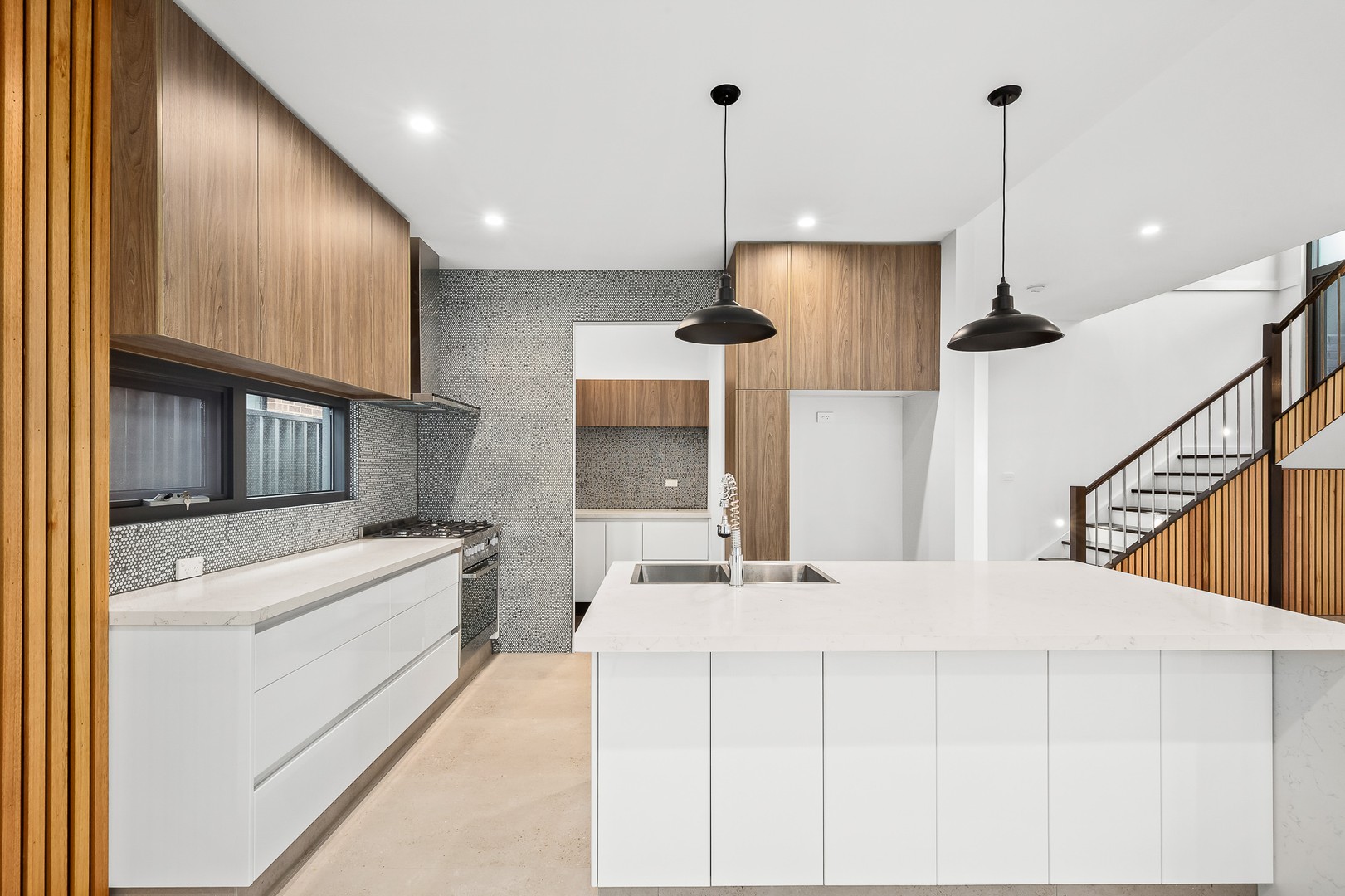 98 Langdon DriveMernda, VIC 3754  - Leased, Mernda - Thumbnail 2