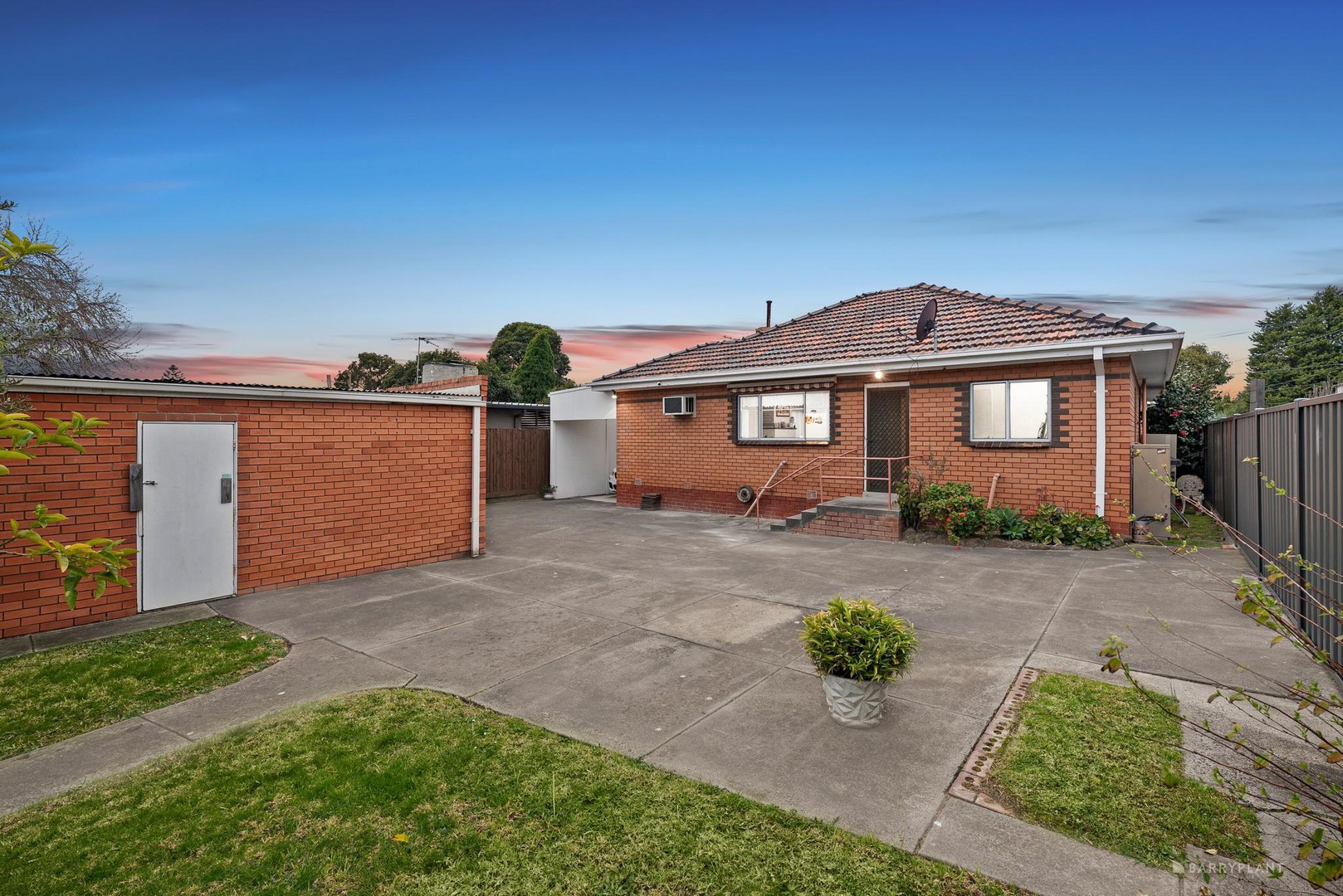 98 Mahoneys Road, Forest Hill, VIC 3131, Forest Hill - Thumbnail 4