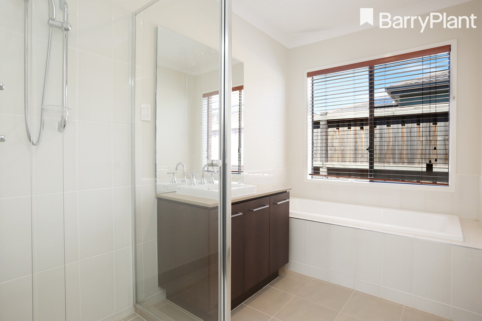 98 Malibu Boulevard, Point Cook, VIC 3030, Point Cook - Thumbnail 6