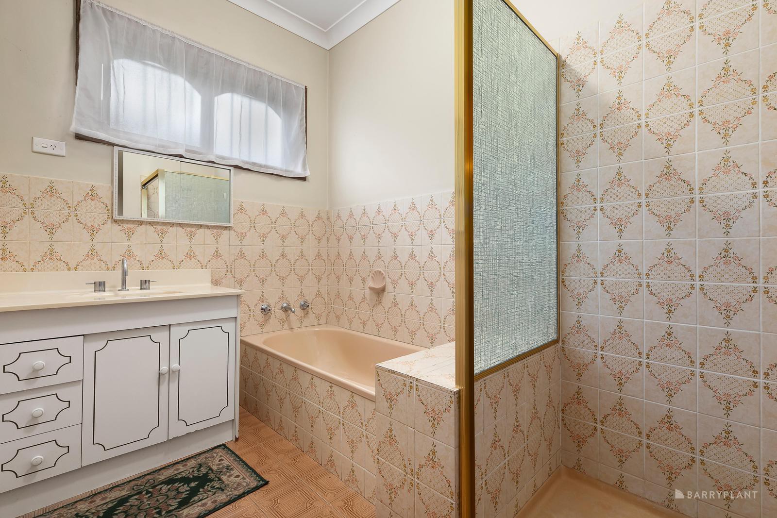 98 Wilson Boulevard, Reservoir, VIC 3073, Reservoir - Thumbnail 5