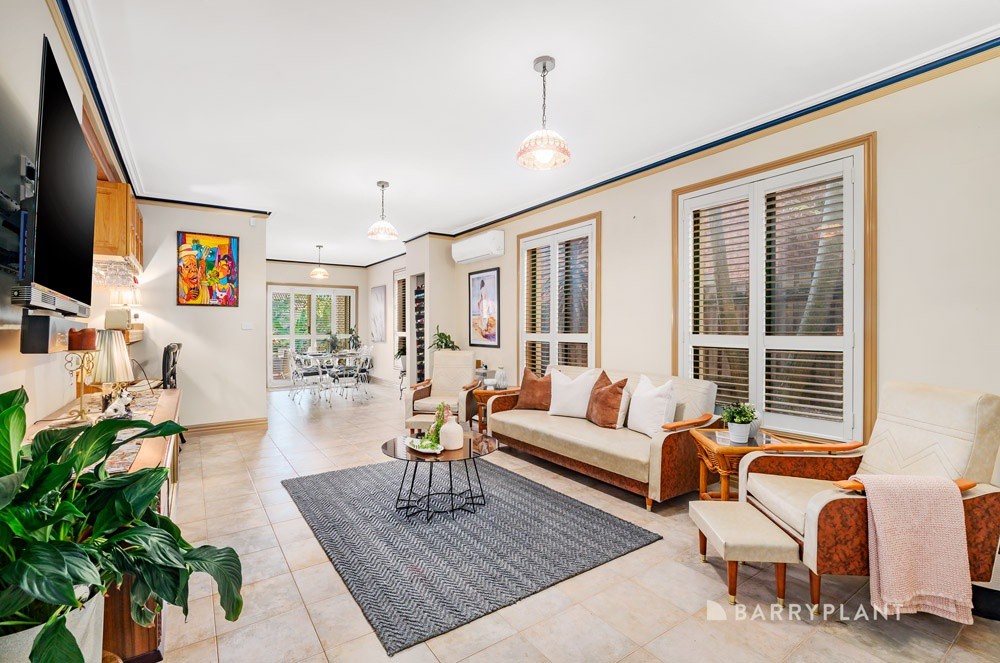 98 Woolnough Drive, Mill Park, VIC 3082, Mill Park - Thumbnail 6
