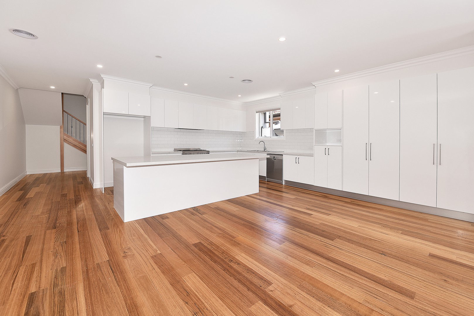 98A Lincoln Drive, Keilor East, VIC 3033 - Thumbnail 2 - 02/12/2021