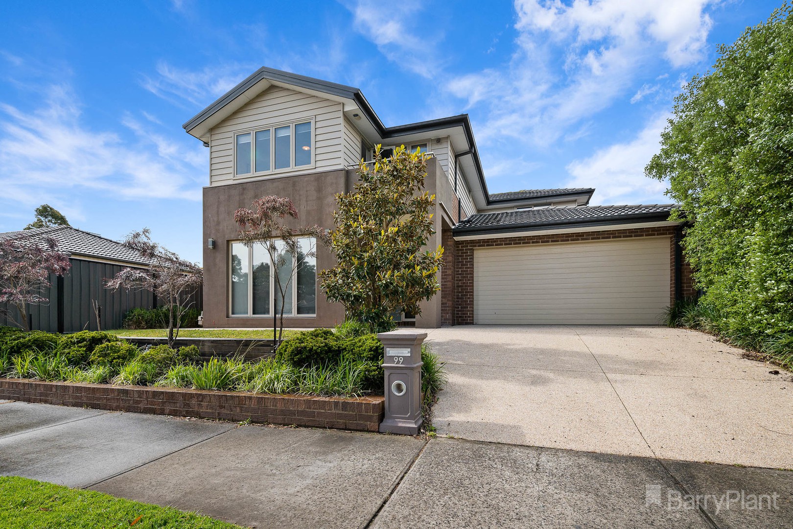 99 Heather GroveClyde North, VIC 3978, Clyde North - Thumbnail 2