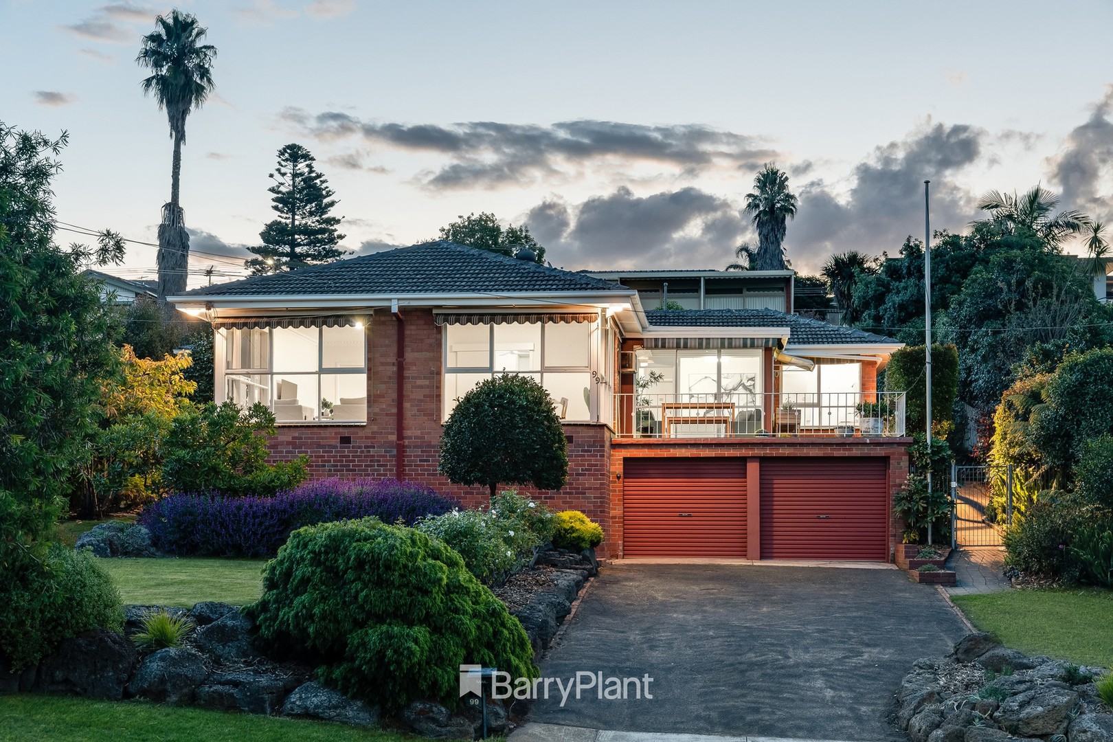 99 North Valley Road, Highton, VIC 3216