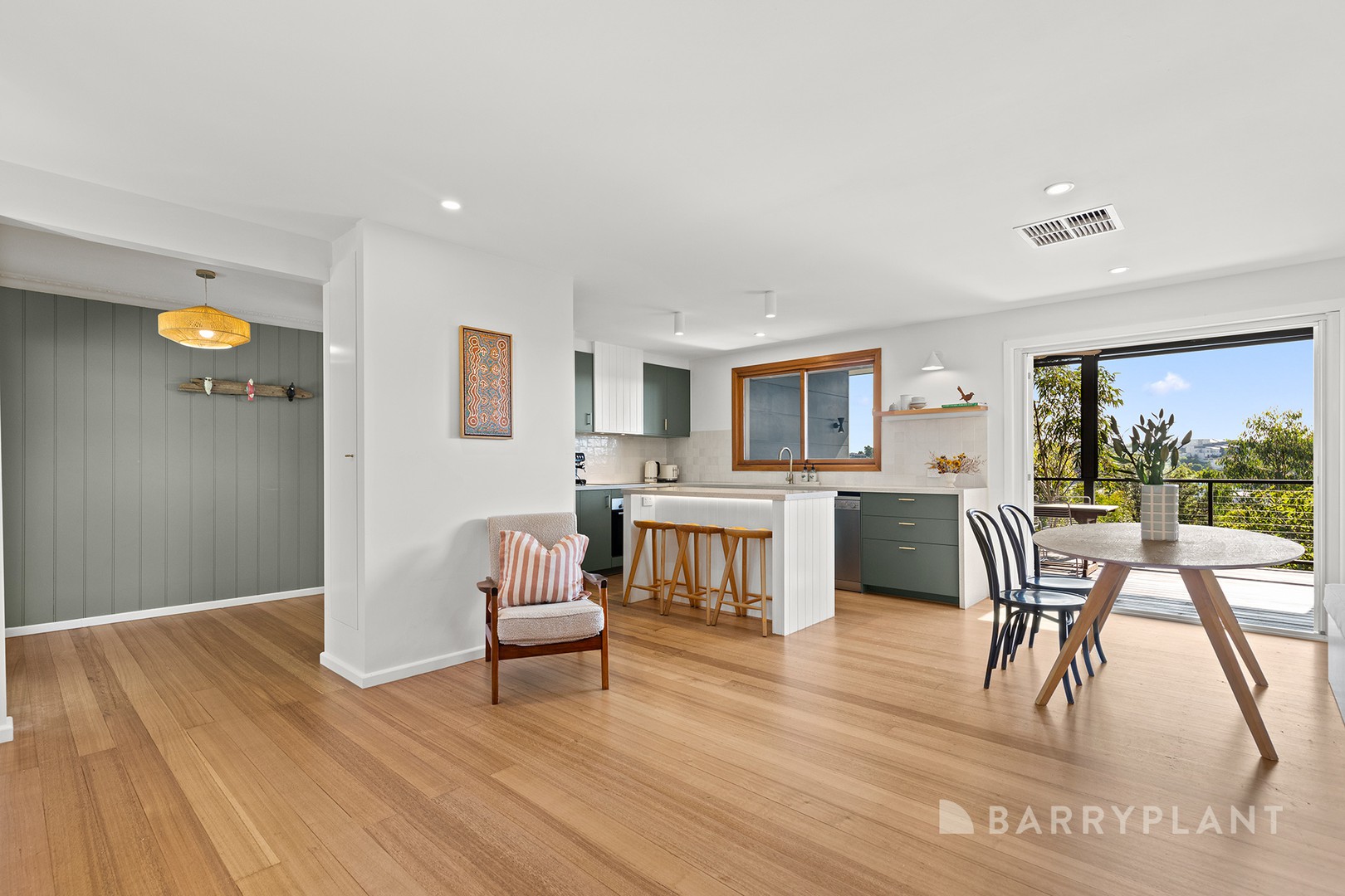 99 Outlook Drive, Glenroy, VIC 3046 - Thumbnail 2 - 24/03/2026