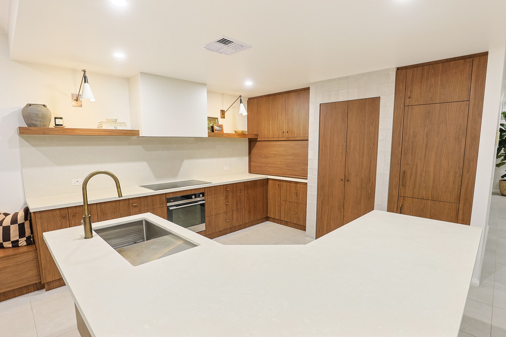 99 Pine Avenue, Mildura, VIC 3500 - Thumbnail 2 - 14/05/2025