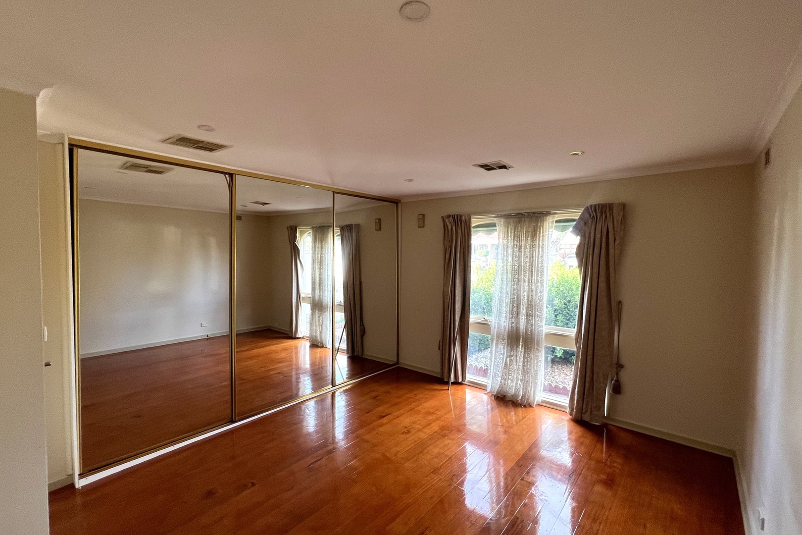 99 Prospect Drive, Keilor East, VIC 3033, Keilor East - Thumbnail 4