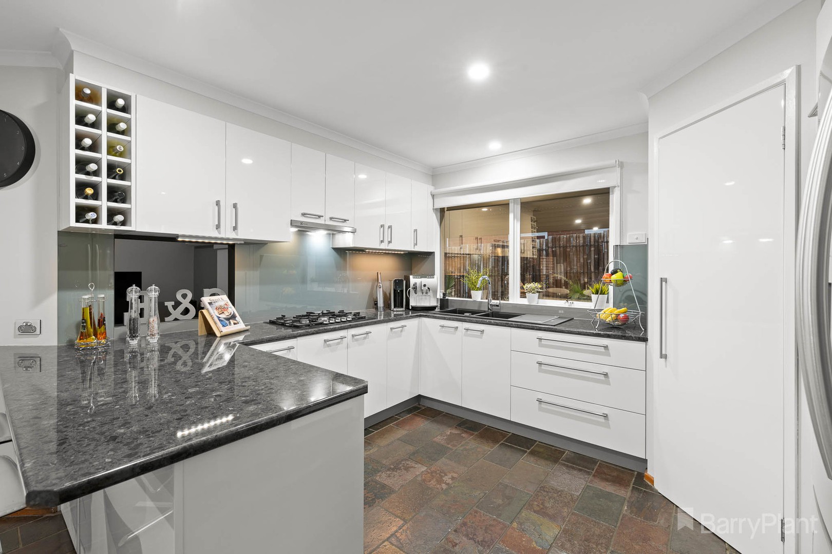 99 Telford Drive, Berwick, VIC 3806, Berwick - Thumbnail 3