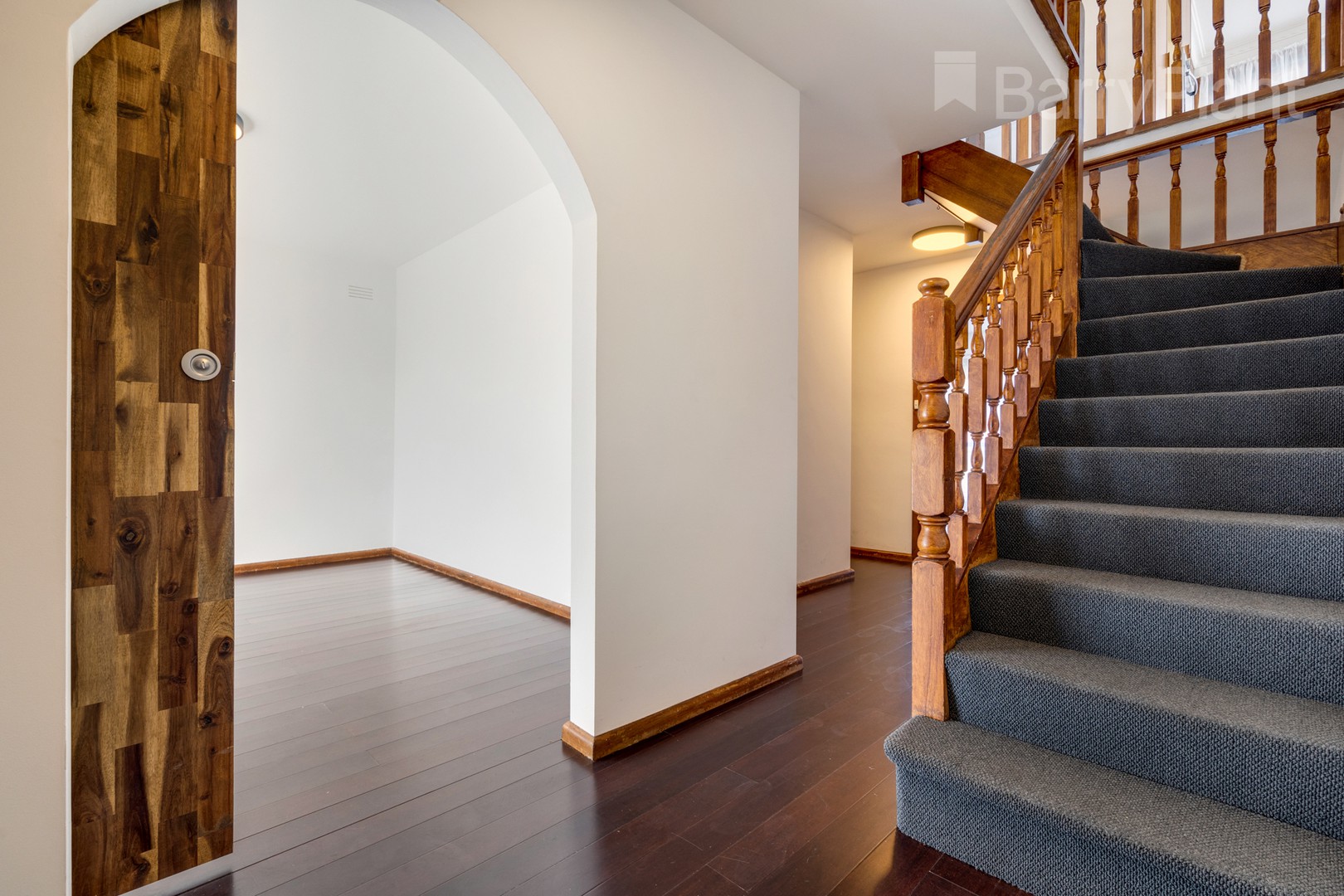 99 Victoria Drive, Thomastown, VIC 3074 - Thumbnail 1 - 12/05/2025