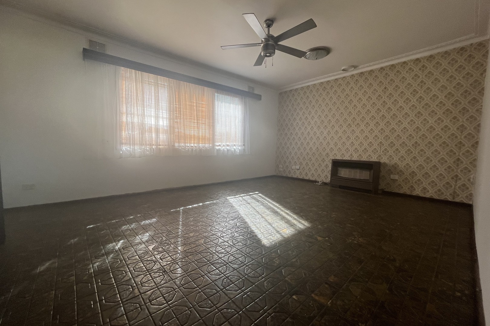 99 William Street, St Albans, VIC 3021, St Albans - Thumbnail 2