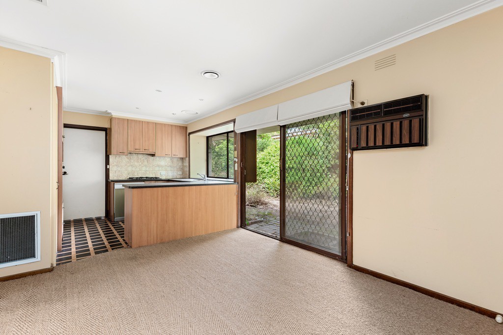 992 Waverley Road, Wheelers Hill, VIC 3150, Wheelers Hill - Thumbnail 5